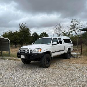 ARB 3915100 99-05 Toyota Tundra Sahara Deluxe Bar - Satin Black