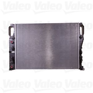 Valeo 732849 2003-2006 Mercedes-Benz E500 Radiator (VSOE2906)