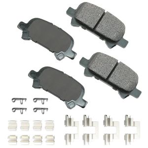 Akebono ACT828A Akebono ProACT Ultra Premium Ceramic Disc Brake Pad Kit