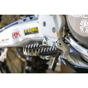 ProTaper 022150 Footpegs - Titanium