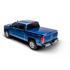 Undercover UC2156L-RR 15-20 Ford F-150 5.5ft Lux Bed Cover - Ruby Red